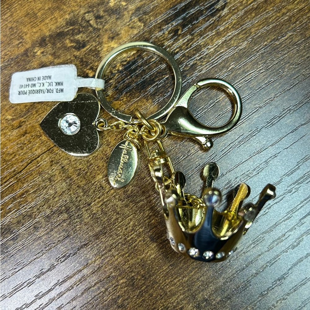 Hallmark
Crown Keychain - Picture 6 of 7